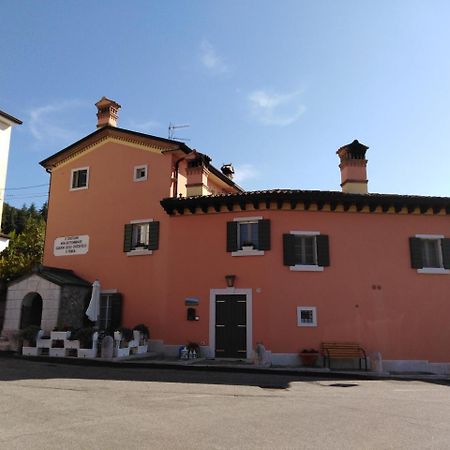 Casa Del Capitello Lägenhet Caprino Veronese Exteriör bild